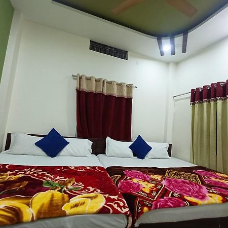 Hotel Rose Valley Indore Exteriör bild
