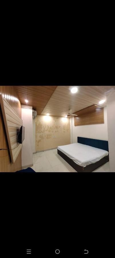 Hotel Rose Valley Indore Exteriör bild